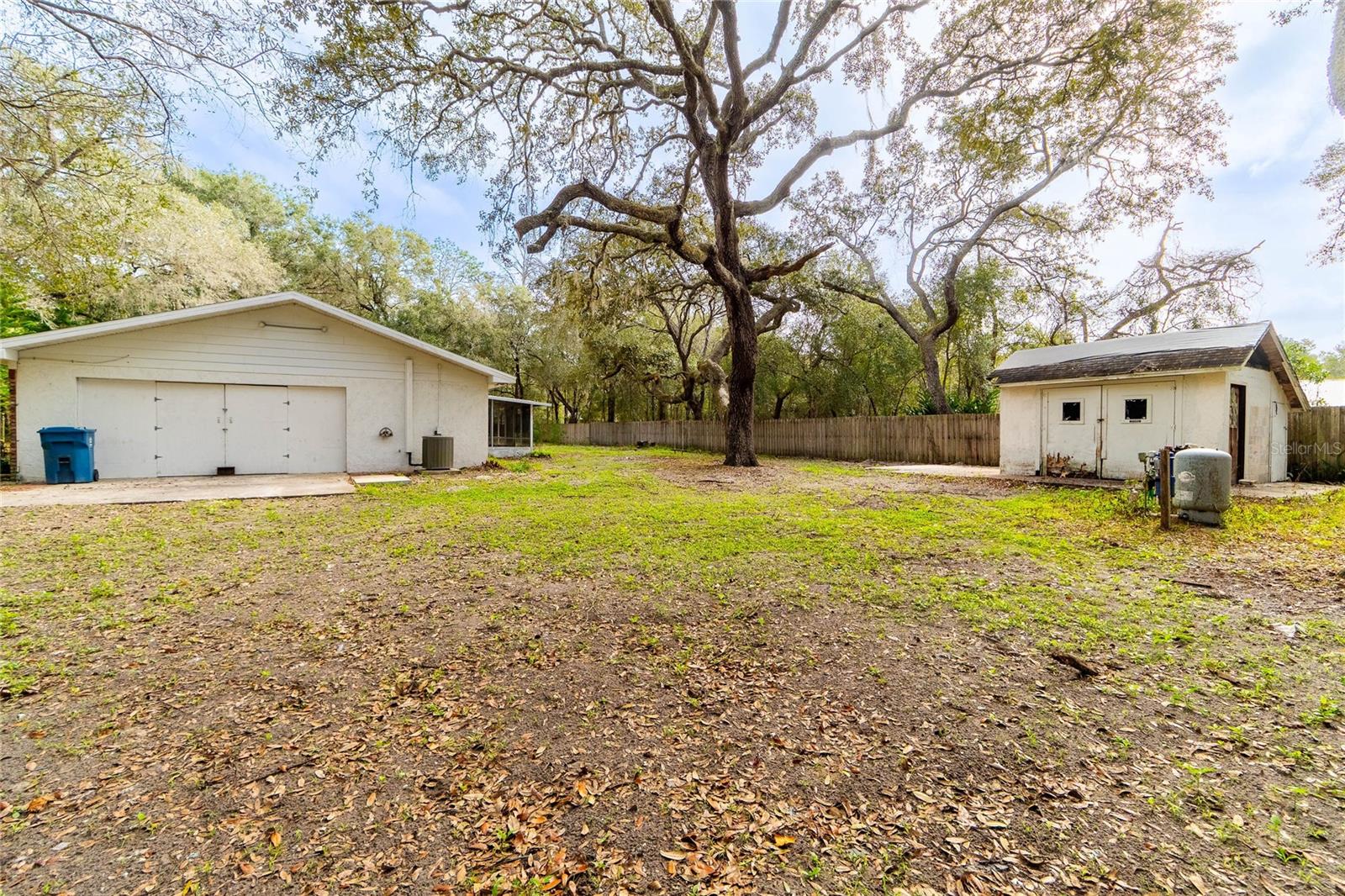 GOLDEN HILLS DELAND UNREC 137 - Residential