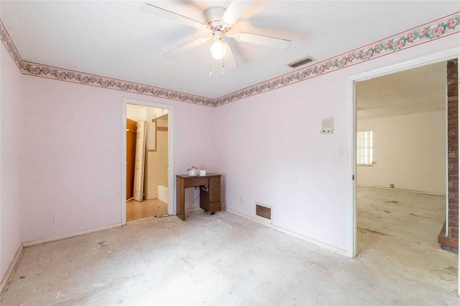 GOLDEN HILLS DELAND UNREC 137 - Residential