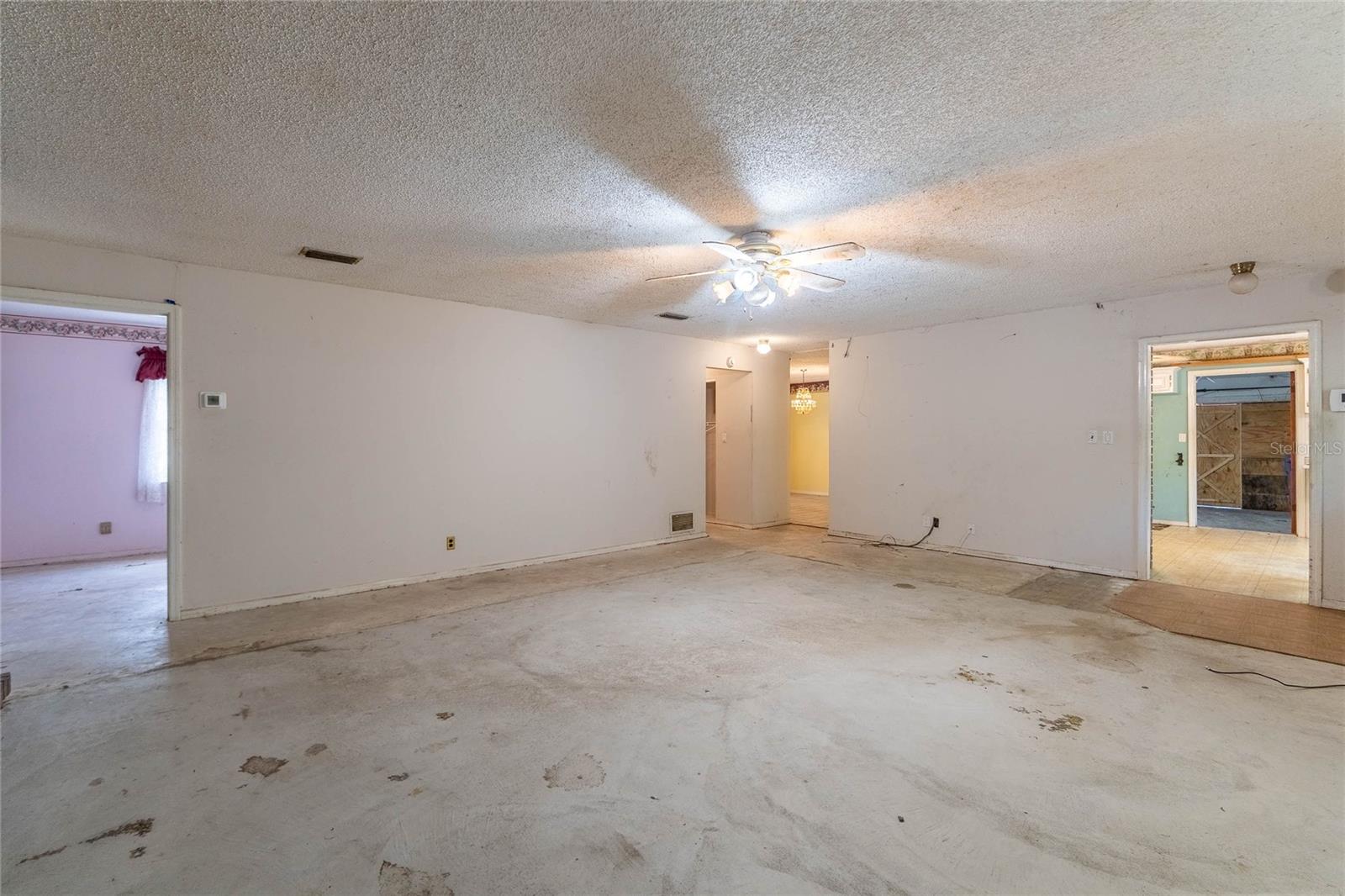 GOLDEN HILLS DELAND UNREC 137 - Residential