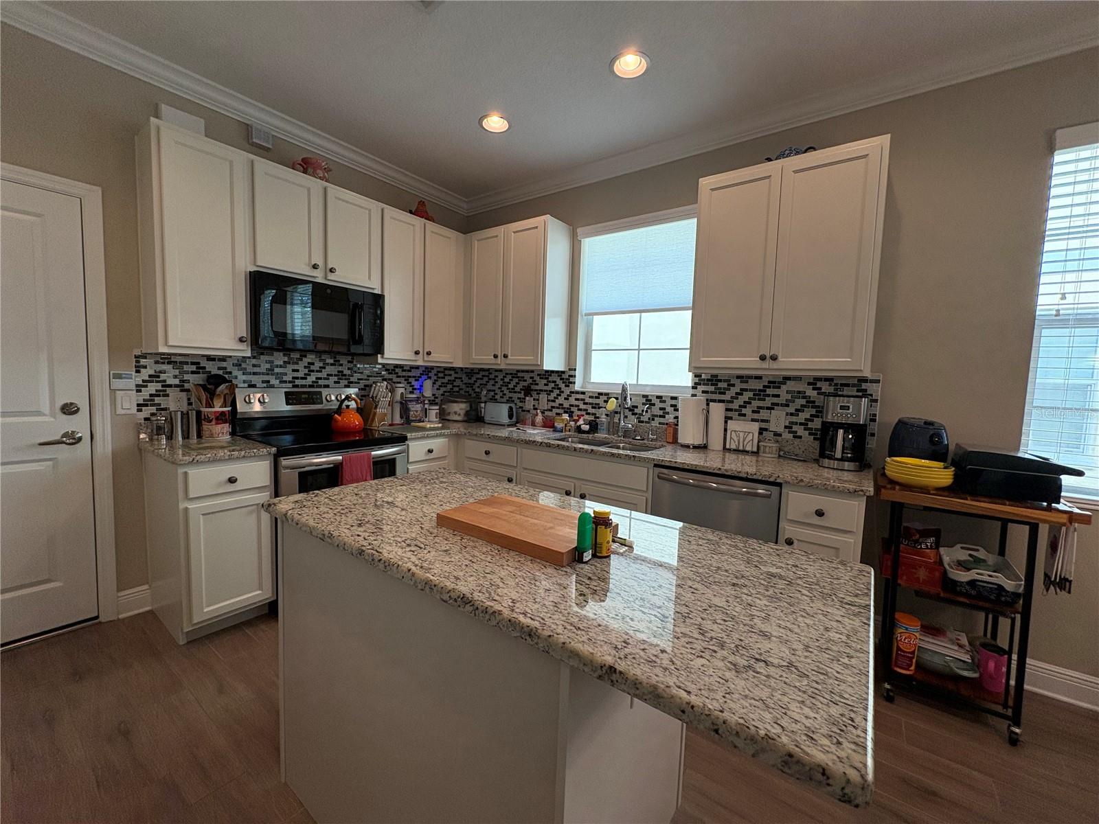 HAYES PARK VILLAGE - Residential