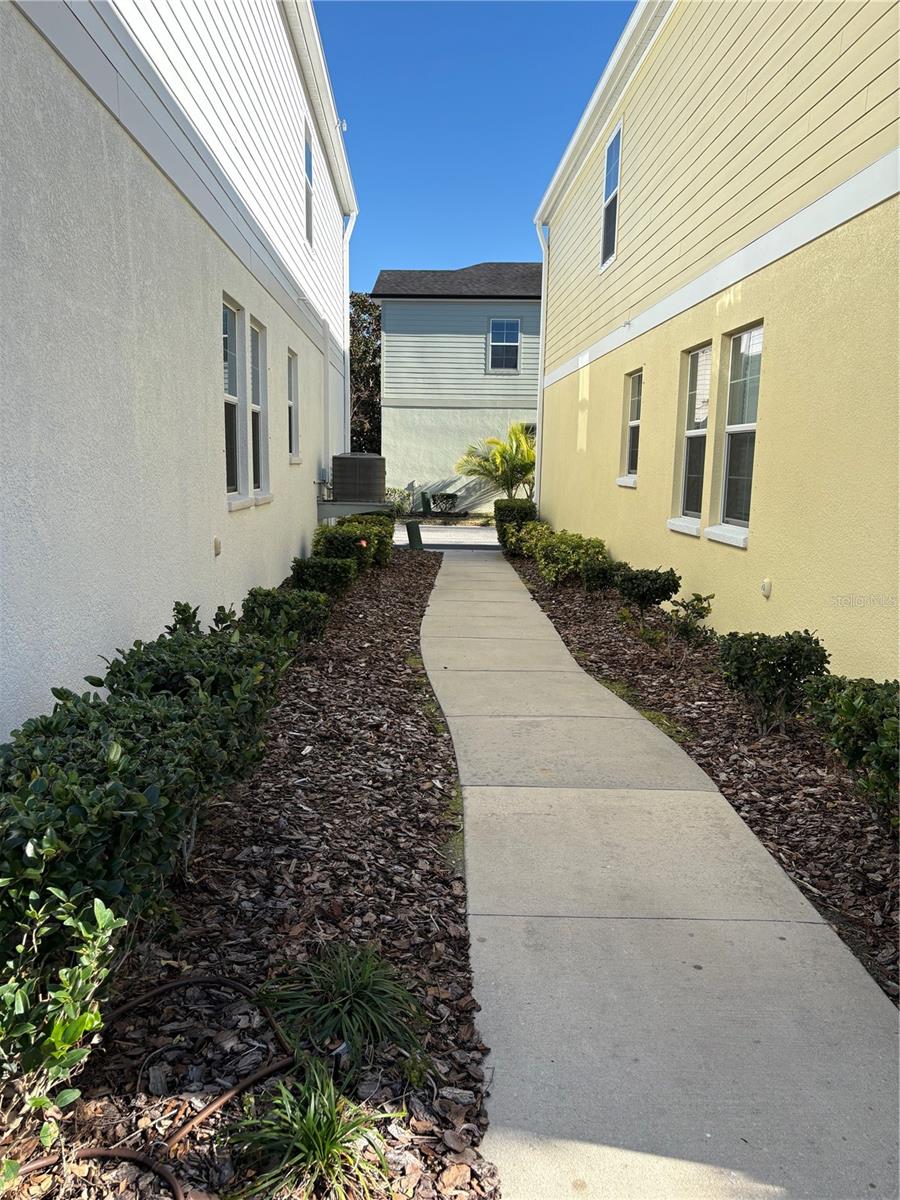 HAYES PARK VILLAGE - Residential