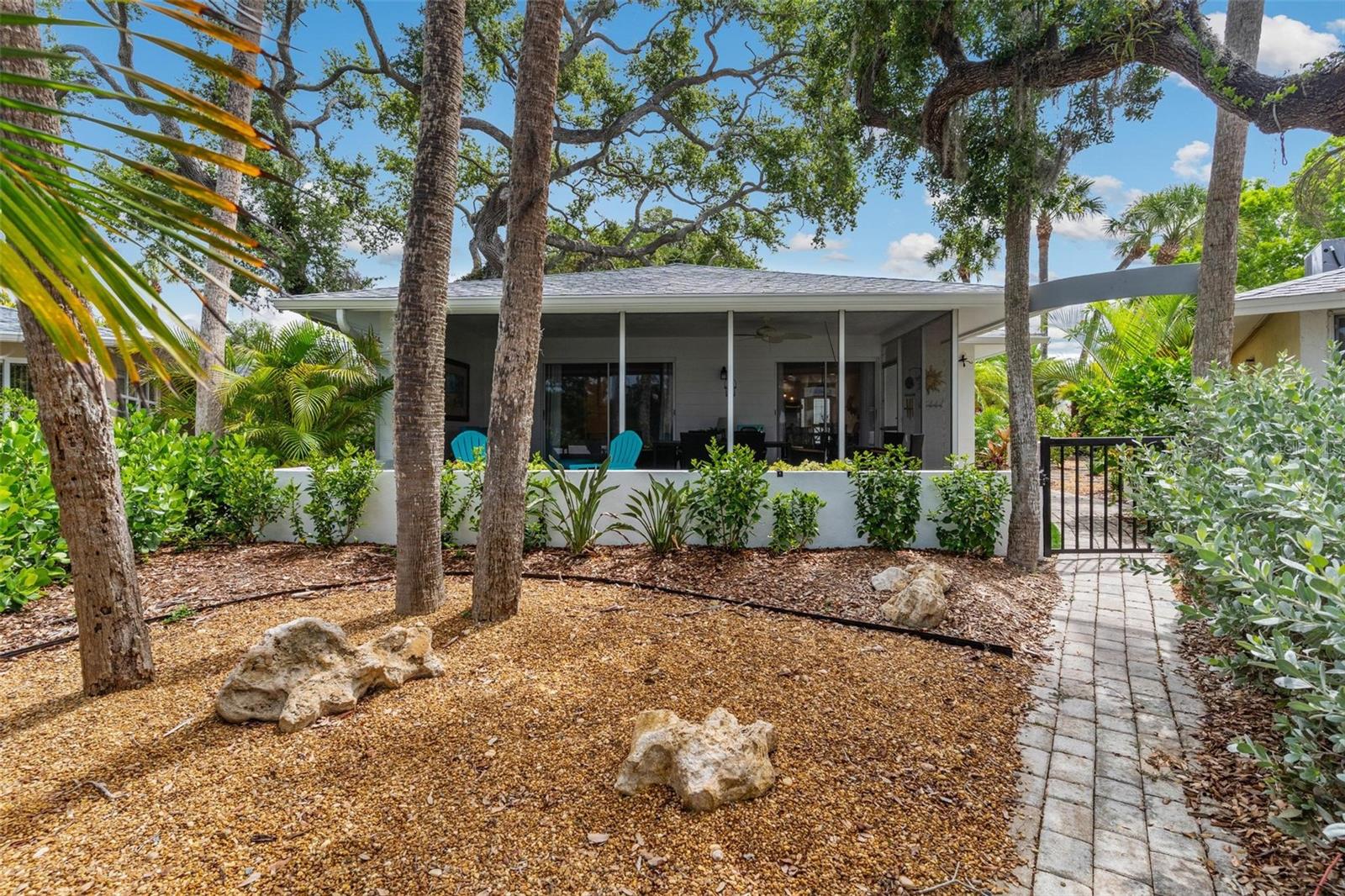 POLYNESIAN GARDENS - Residential