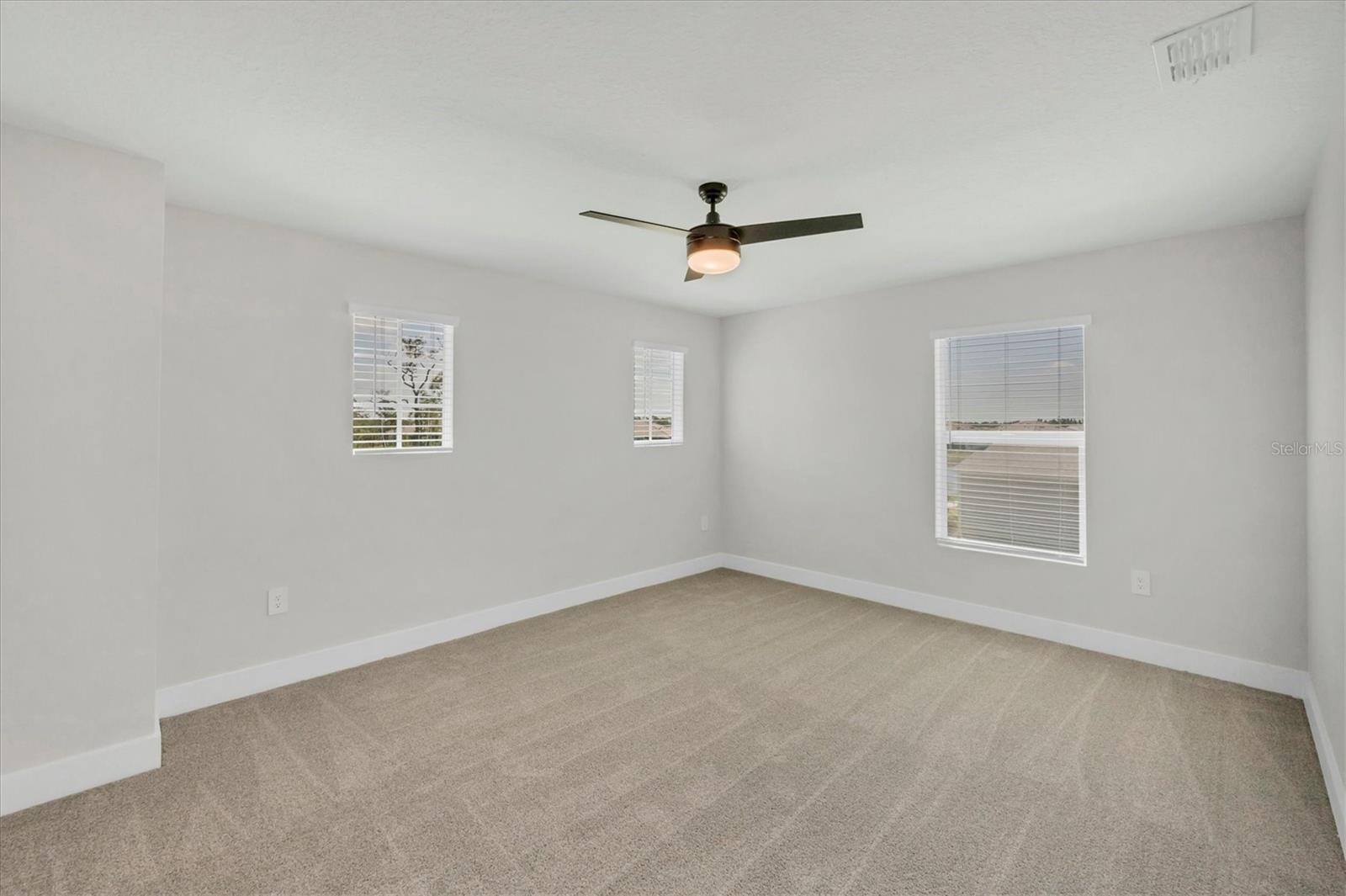 BB LIVING IN WELLEN PARK - Residential Lease