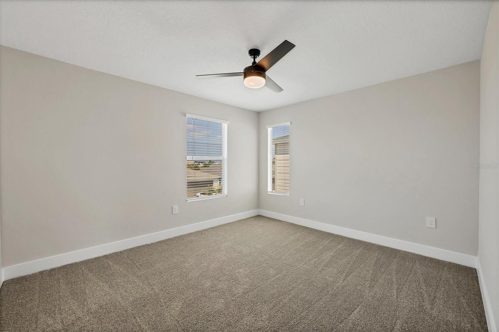 BB LIVING IN WELLEN PARK - Residential Lease
