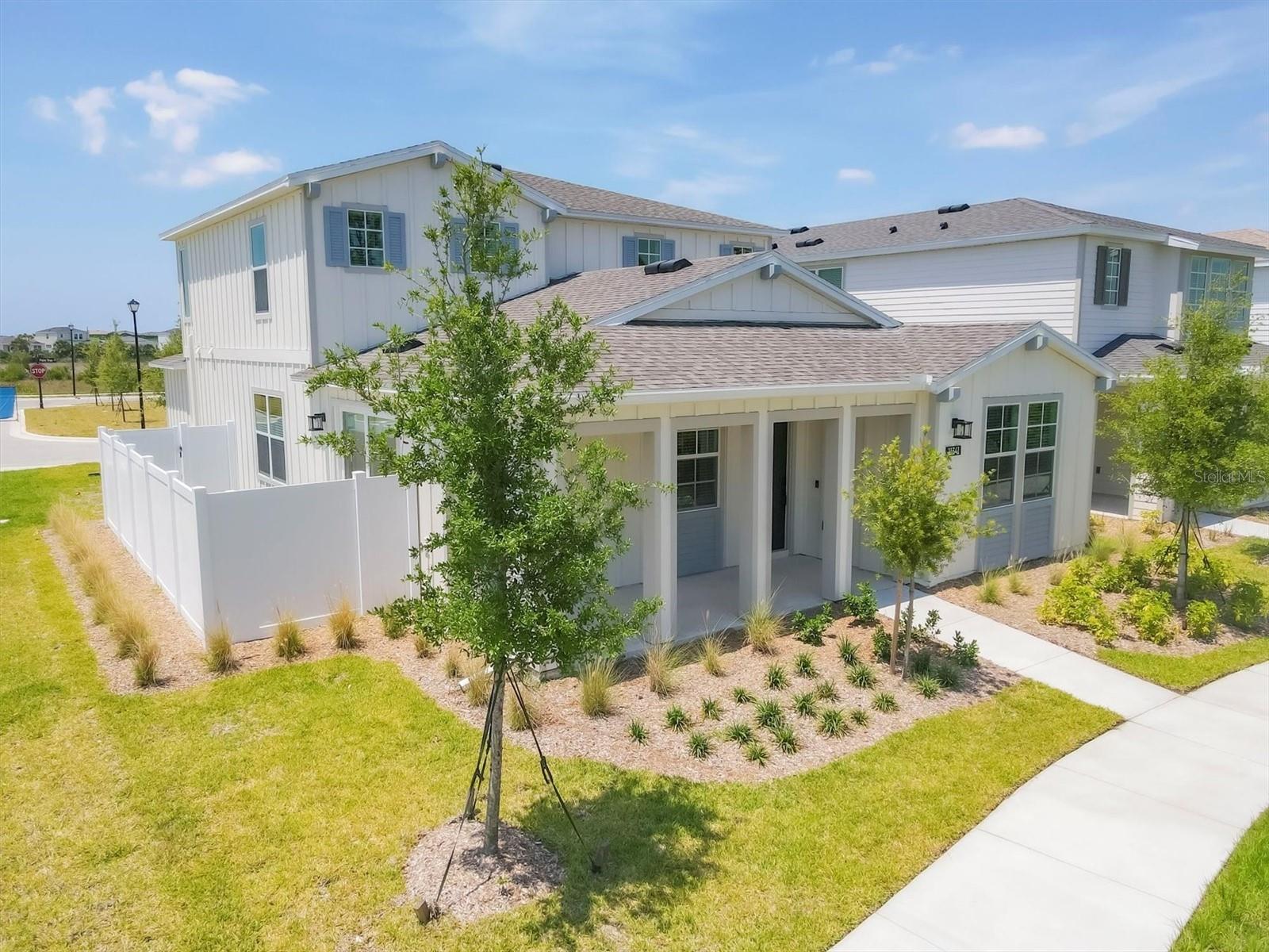 BB LIVING IN WELLEN PARK - Residential Lease