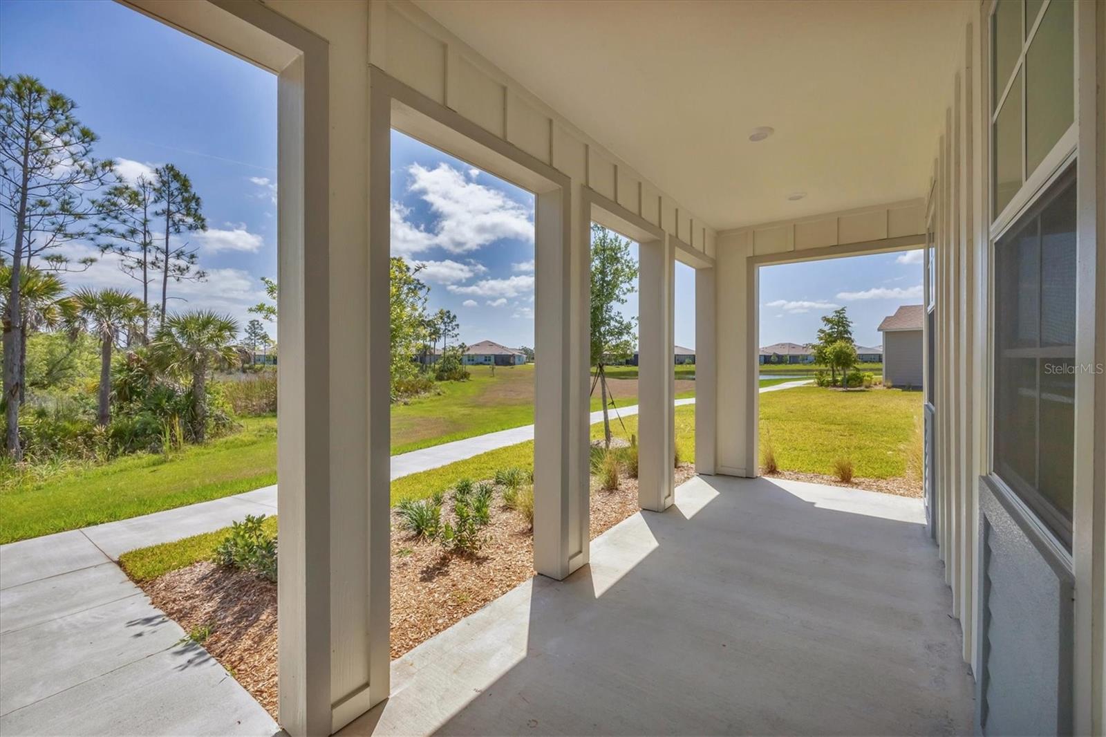 BB LIVING IN WELLEN PARK - Residential Lease