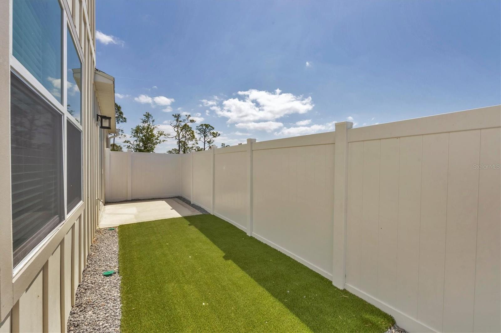 BB LIVING IN WELLEN PARK - Residential Lease
