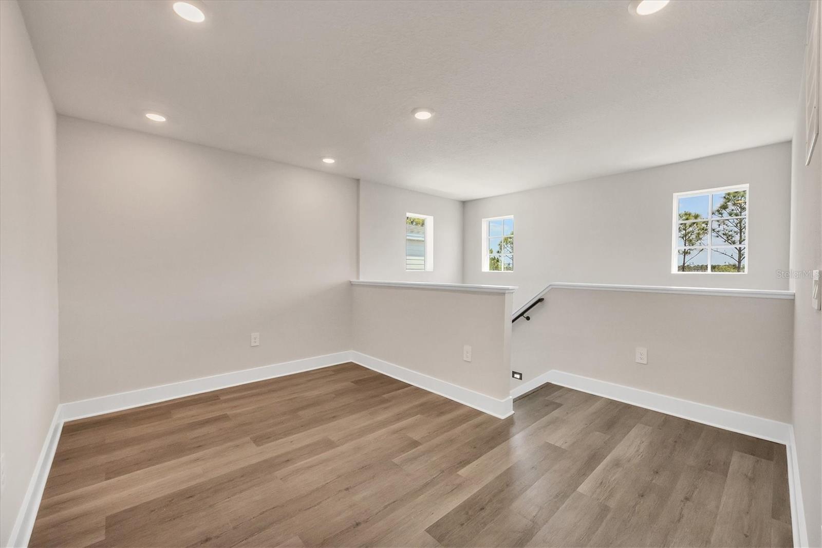 BB LIVING IN WELLEN PARK - Residential Lease