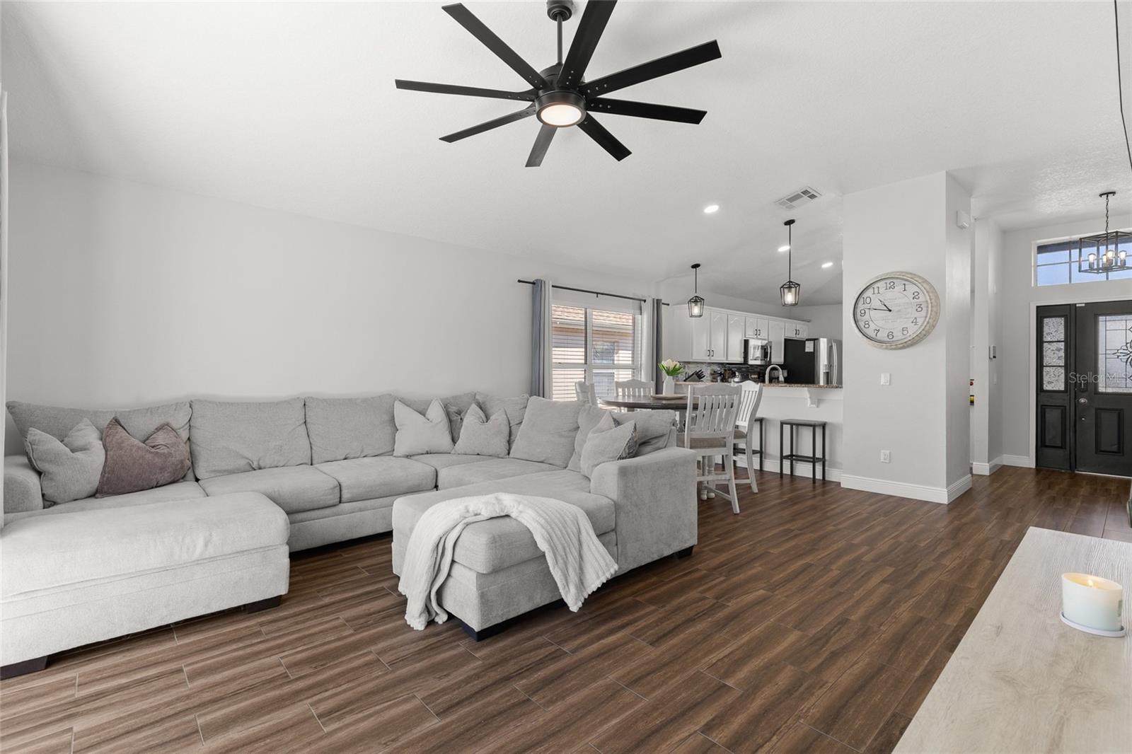 CHATHAM PARK AT SAUSALITO PH 3 - Residential