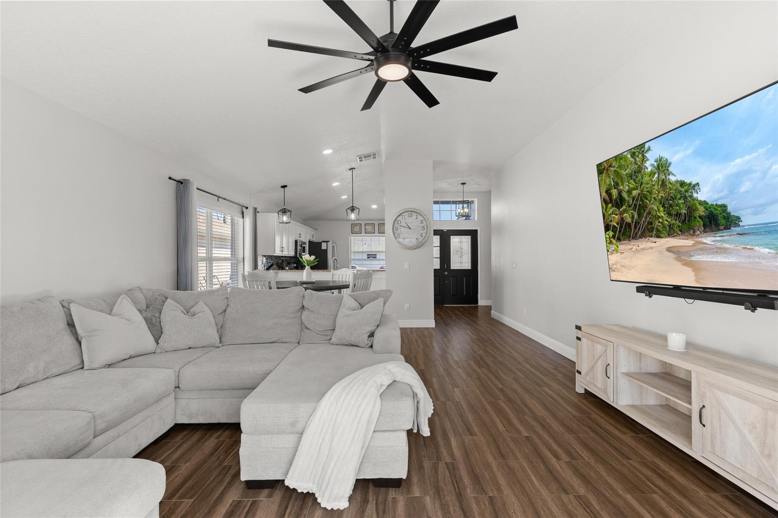 CHATHAM PARK AT SAUSALITO PH 3 - Residential