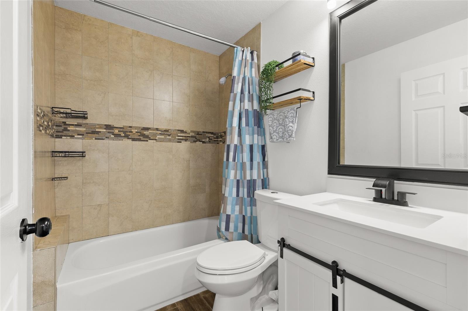 CHATHAM PARK AT SAUSALITO PH 3 - Residential