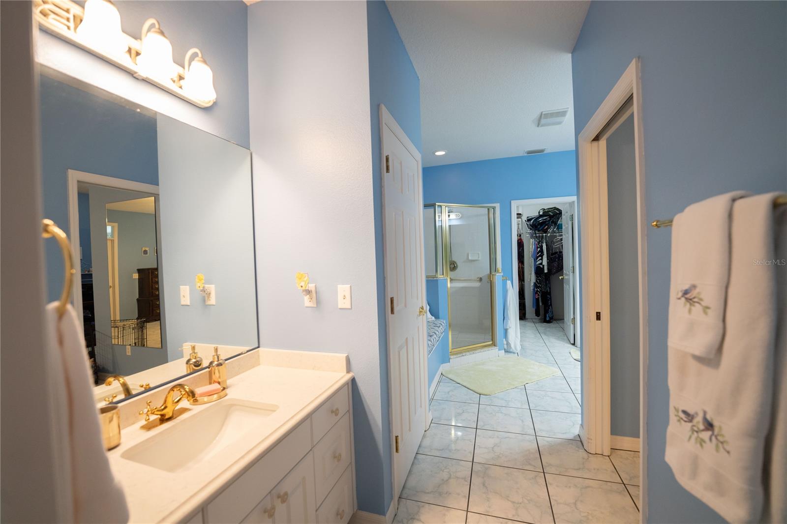 Model Land Companys - Residential