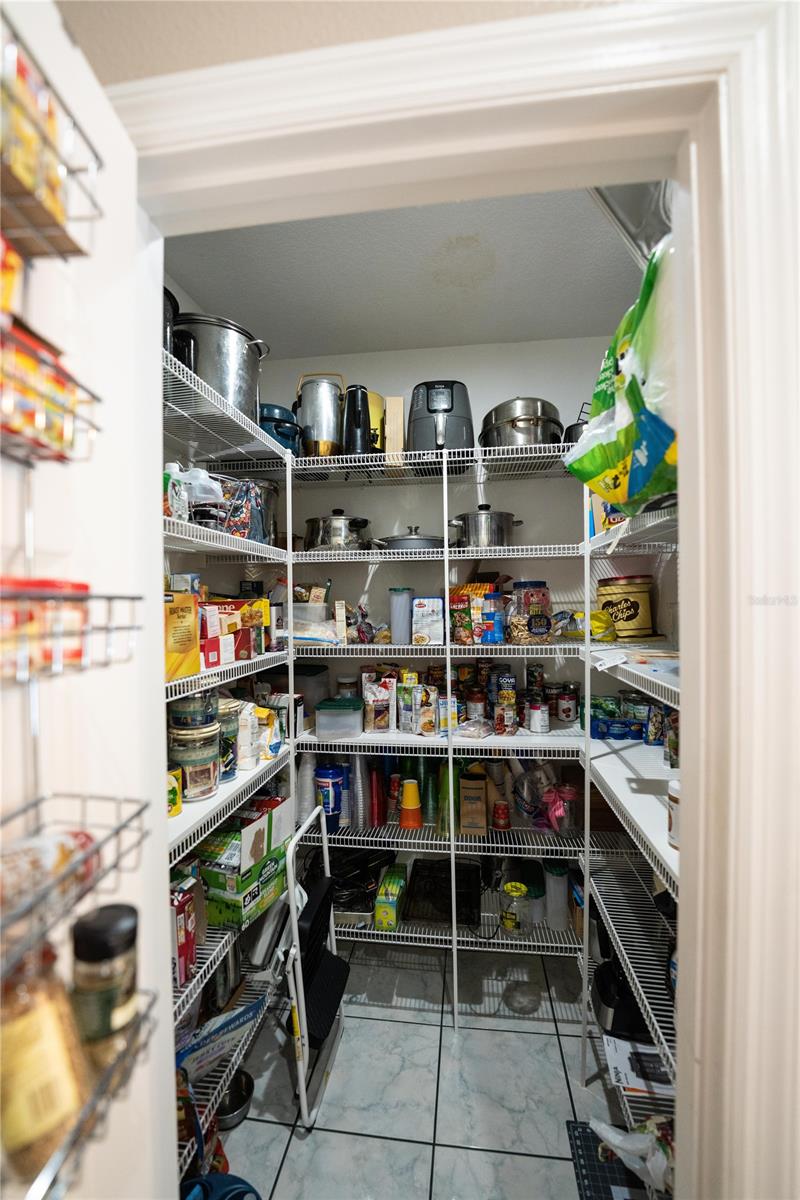 Model Land Companys - Residential