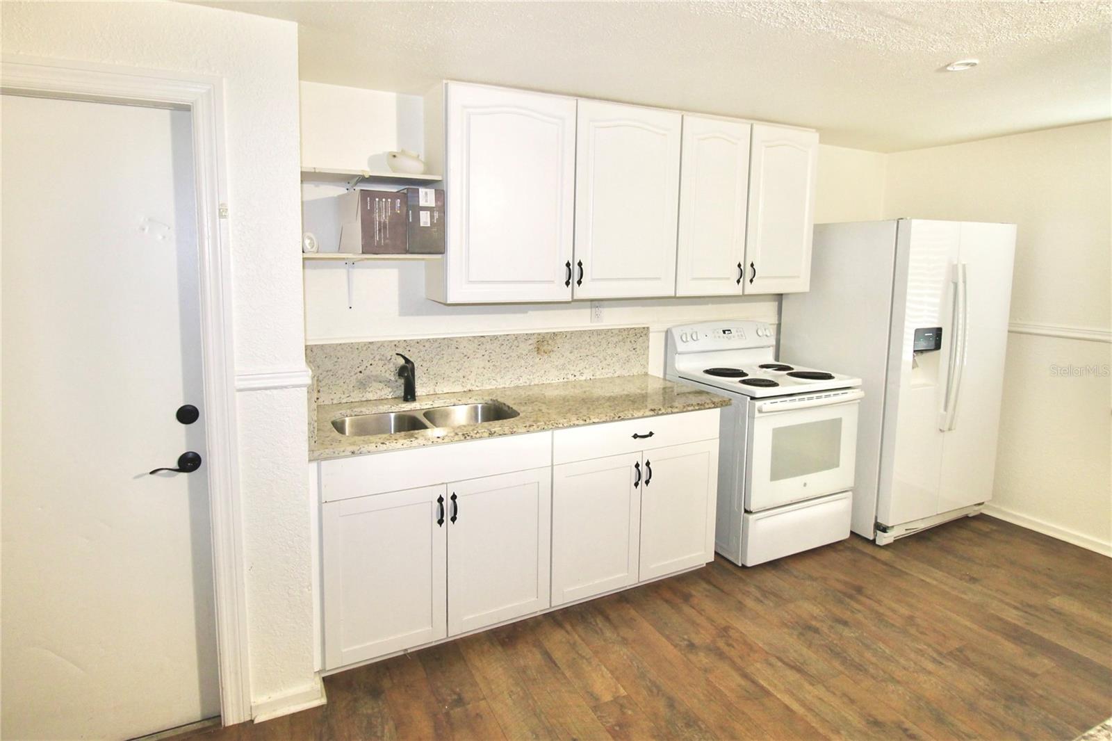 SCENIC HEIGHTS - Commercial Sale