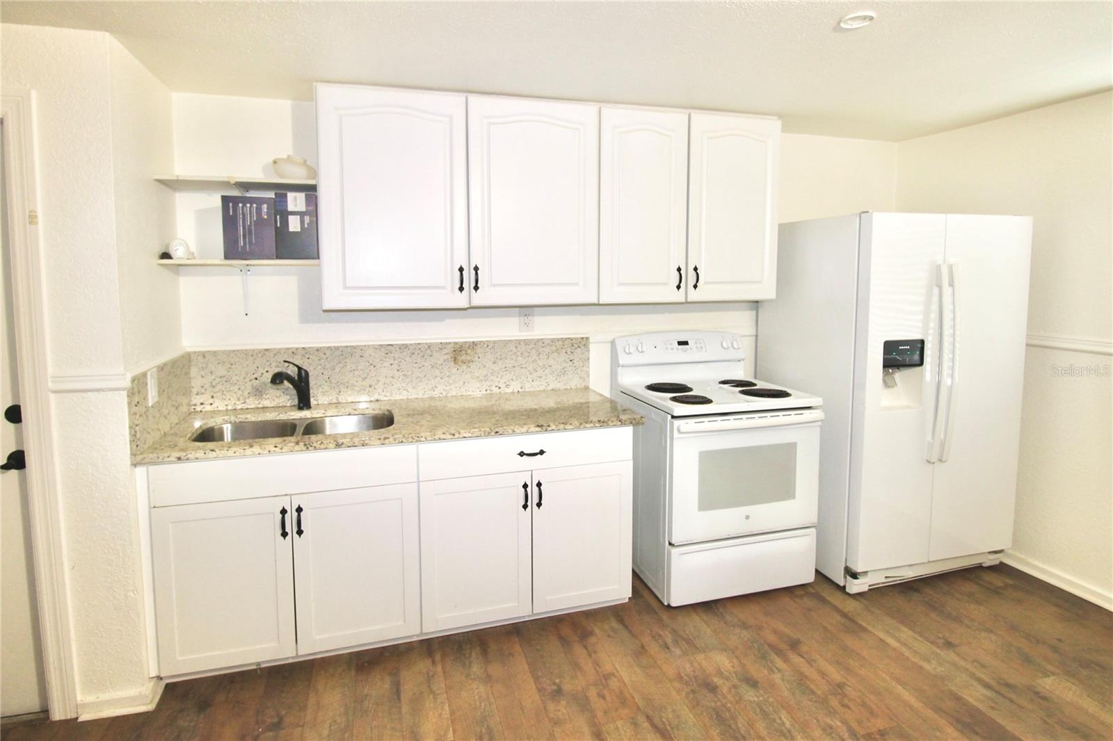 SCENIC HEIGHTS - Commercial Sale