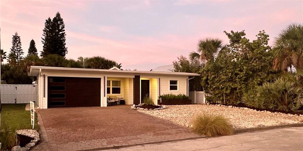 Photo of 206 Kirkland Road, New Smyrna Beach, FL 32169 (MLS # NS1086541)