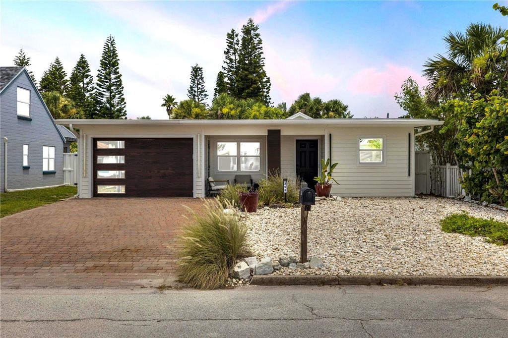 Photo of 206 Kirkland Road, New Smyrna Beach, FL 32169 (MLS # NS1086541)