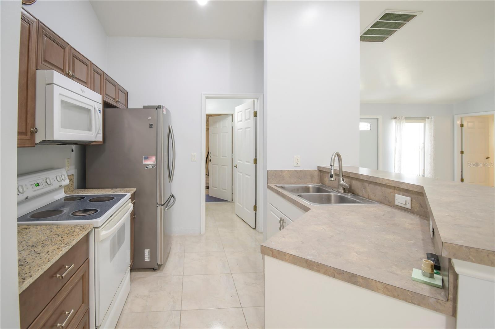 PORT CHARLOTTE SUB 49 - Residential Lease