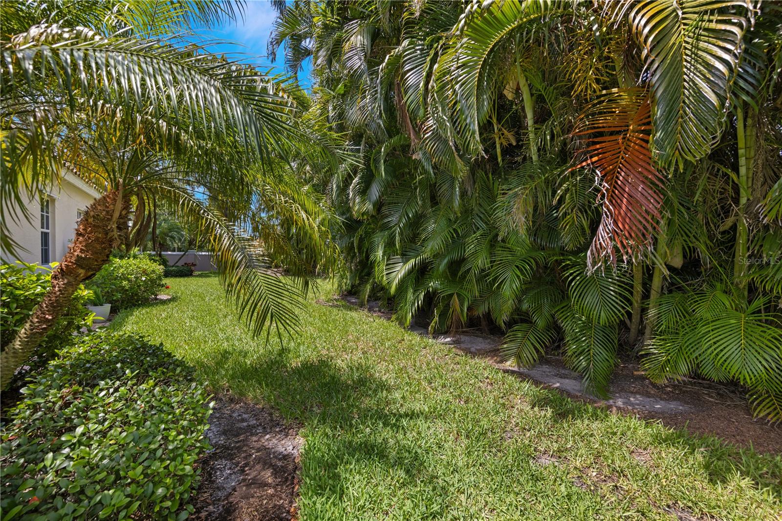 WATERS EDGE 2/PEPPERTREE POIN - Residential