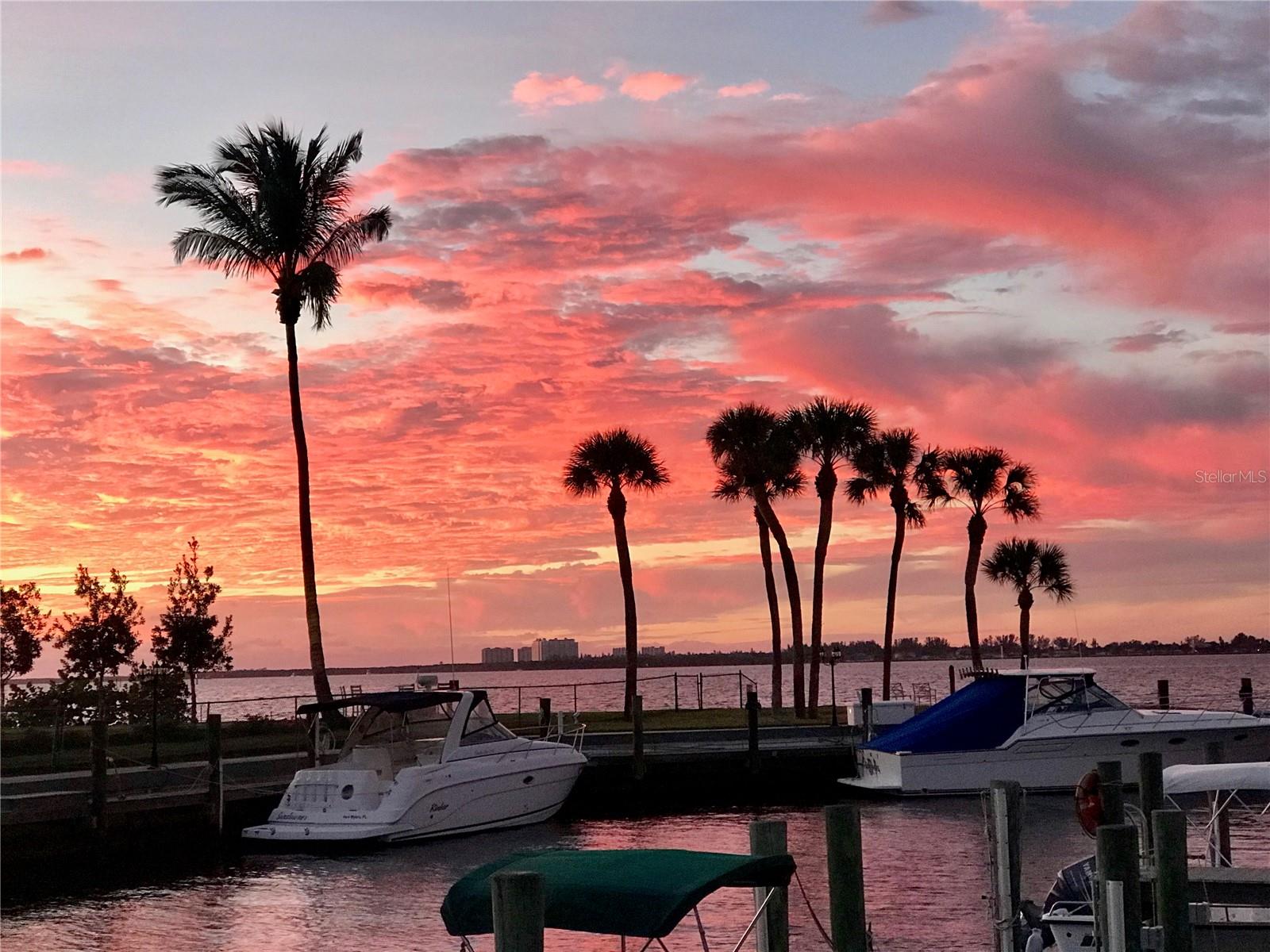 WATERS EDGE 2/PEPPERTREE POIN - Residential