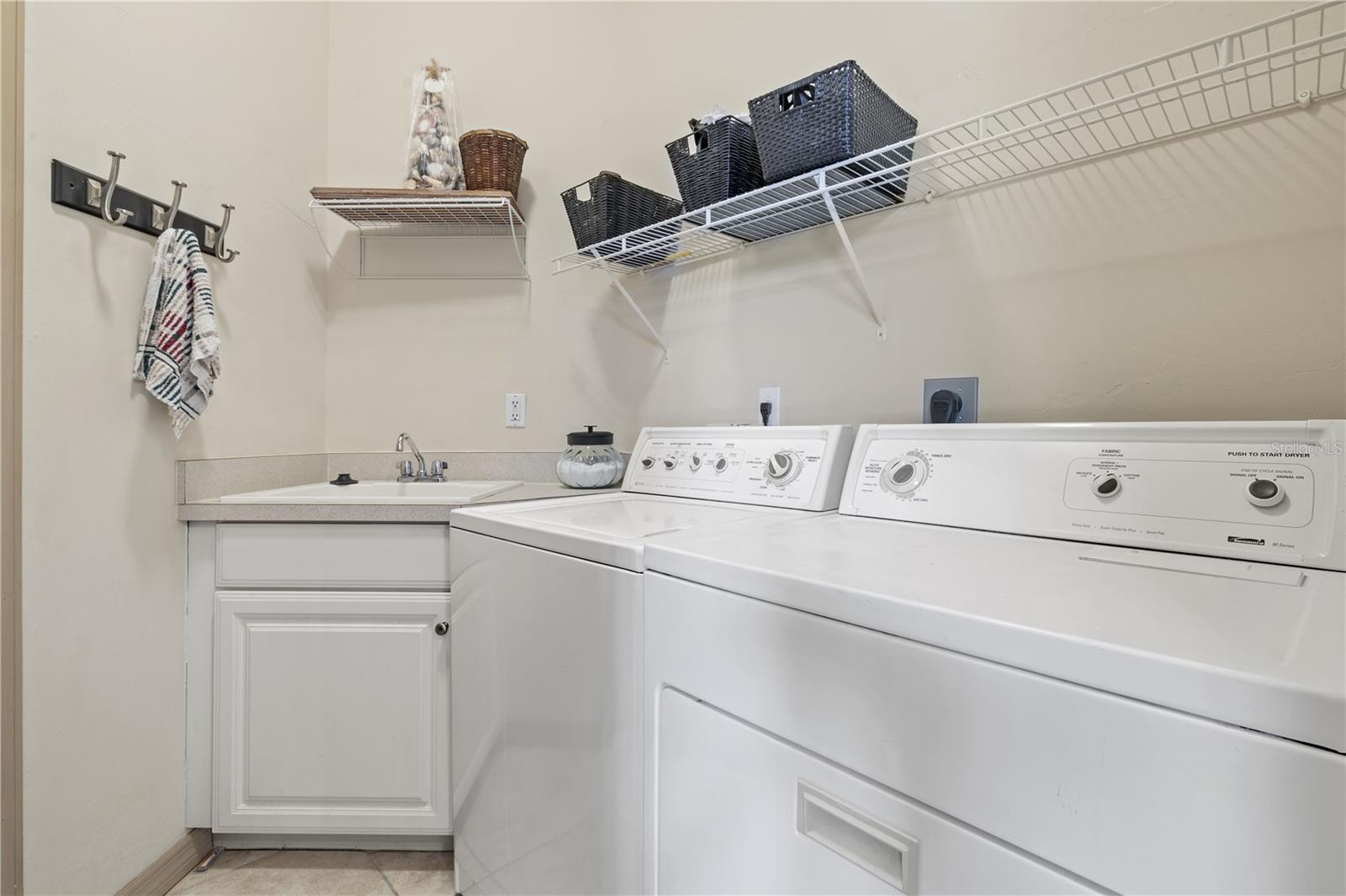 WATERS EDGE 2/PEPPERTREE POIN - Residential