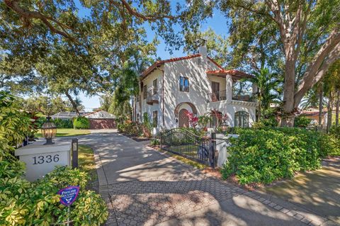 1336 INDIAN ROCKS ROAD BELLEAIR FL 33756