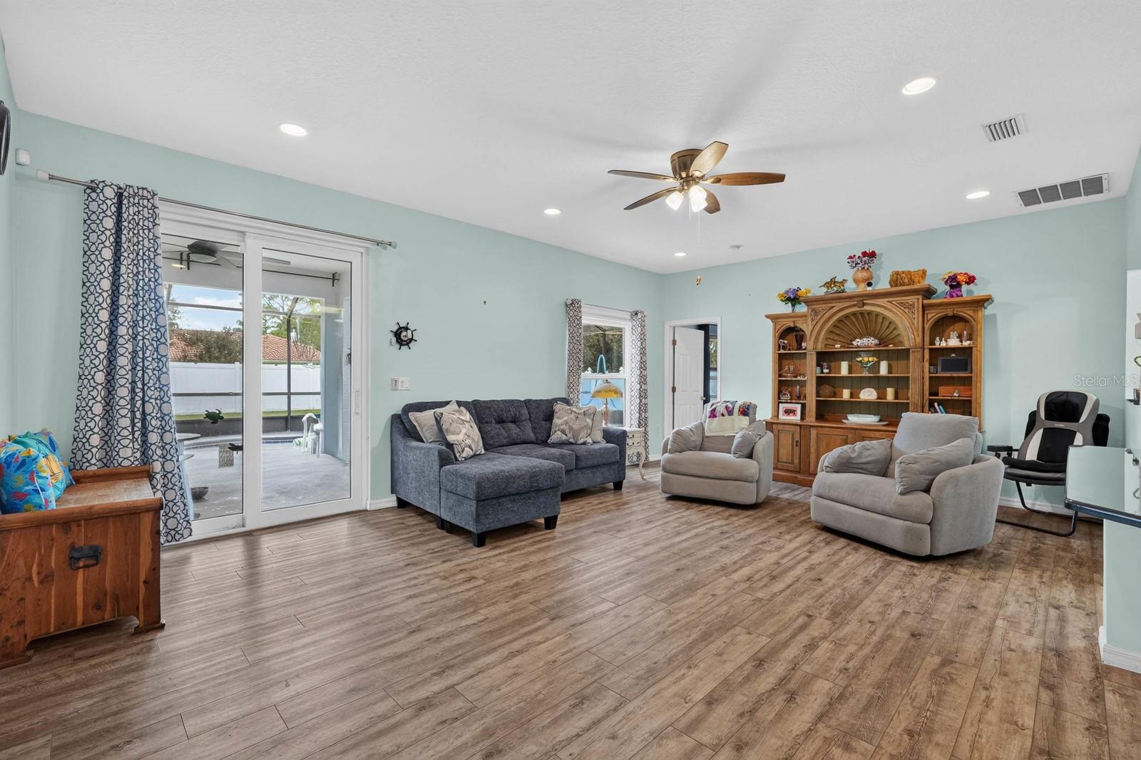 20 ROYAL PALM LANE