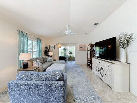 Tiny photo for 2001 Altamonte Way, The Villages, FL 32162 (MLS # O6449902)