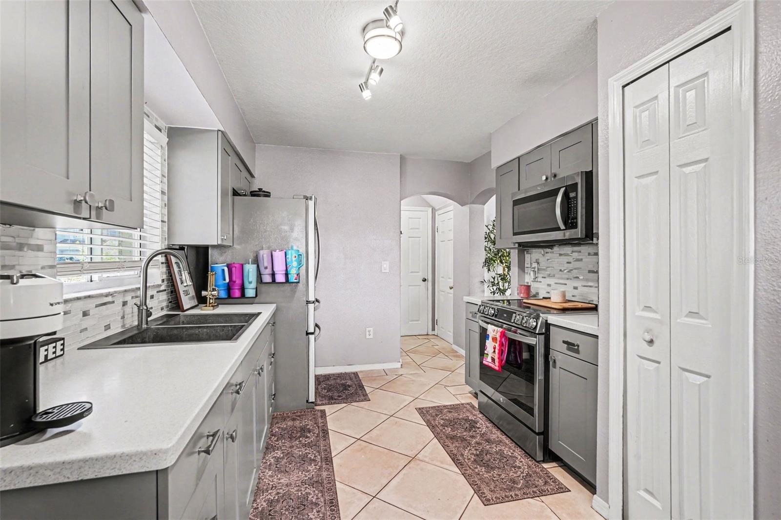 SUMMERFIELD VILLAGE 1 TR 10 - Residential