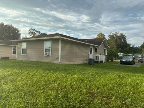 A home in DADE CITY