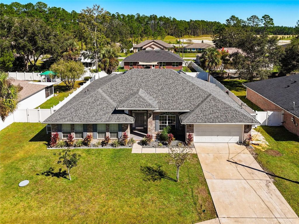 Photo of 6 Llowick Court, Palm Coast, FL 32164 (MLS # O6358277)