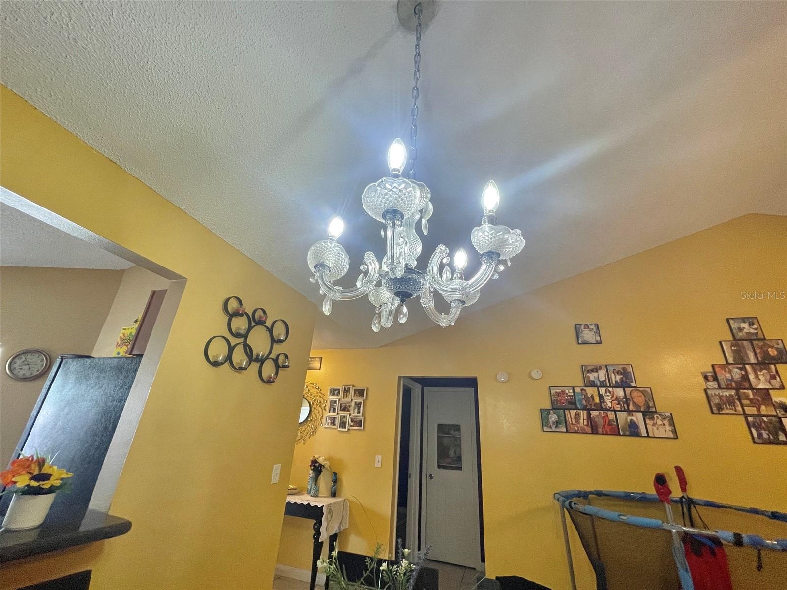 SILVER RIDGE PH 03 - Residential