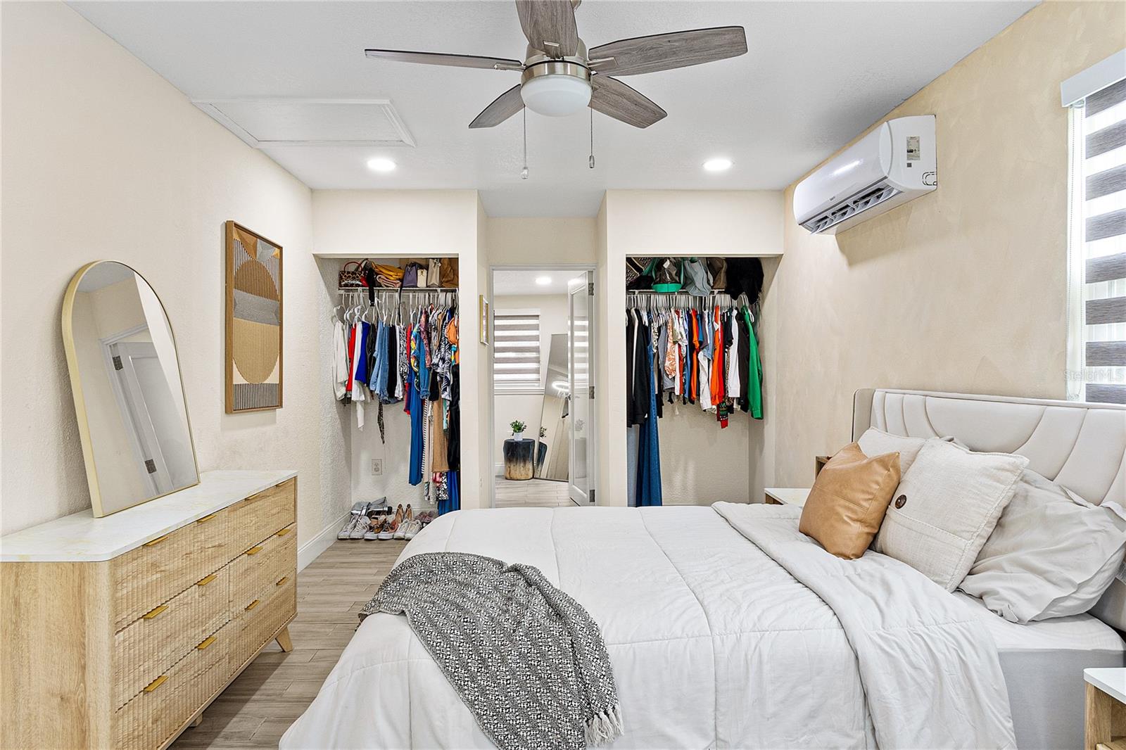 DELTONA LAKES UNIT 10 IN 25 & 36 18 30 - Residential Lease