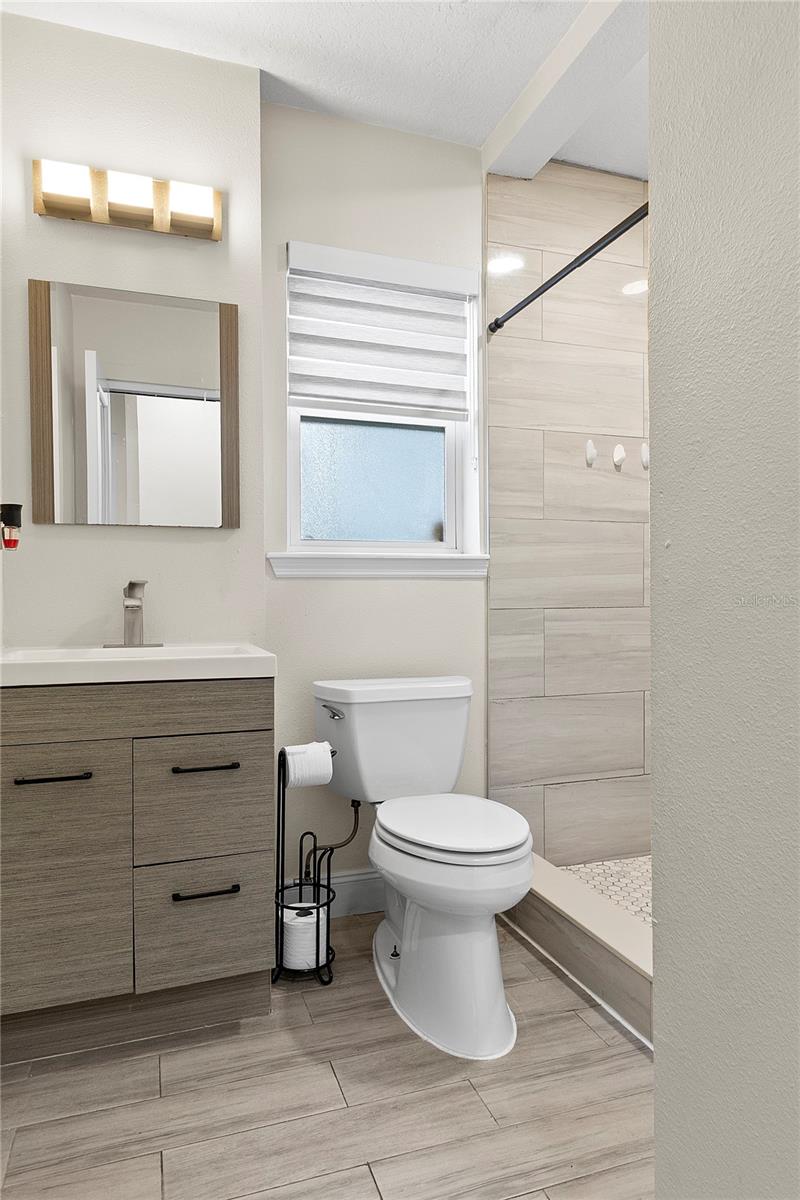 DELTONA LAKES UNIT 10 IN 25 & 36 18 30 - Residential Lease