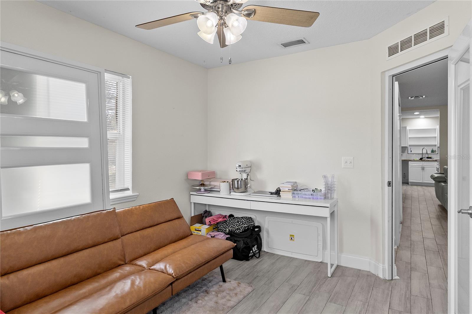 DELTONA LAKES UNIT 10 IN 25 & 36 18 30 - Residential Lease