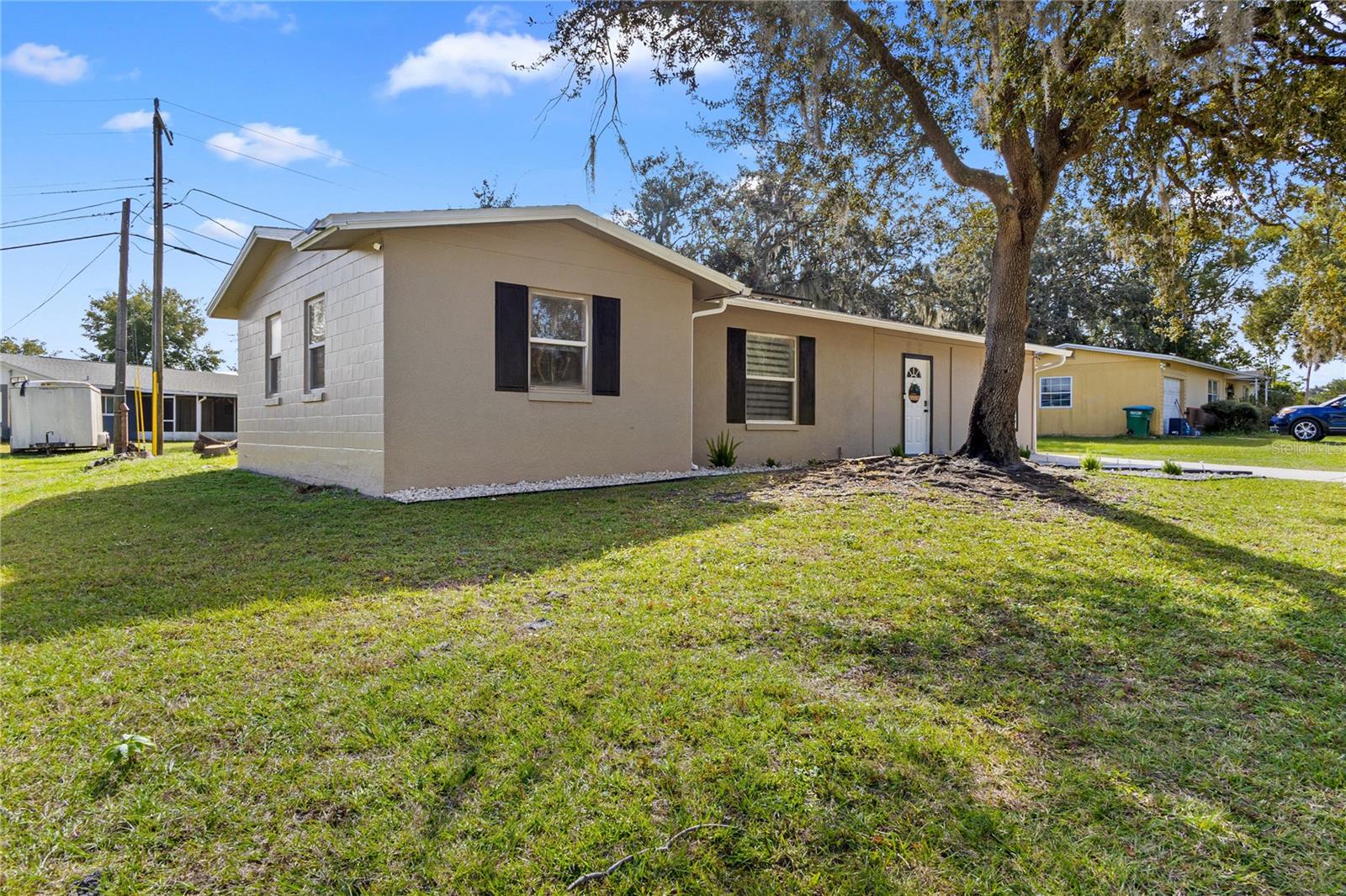 DELTONA LAKES UNIT 10 IN 25 & 36 18 30 - Residential Lease