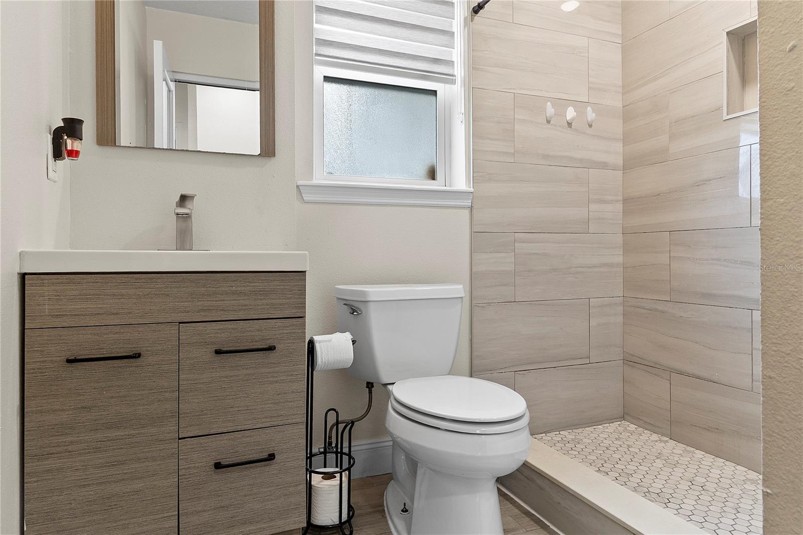 DELTONA LAKES UNIT 10 IN 25 & 36 18 30 - Residential Lease