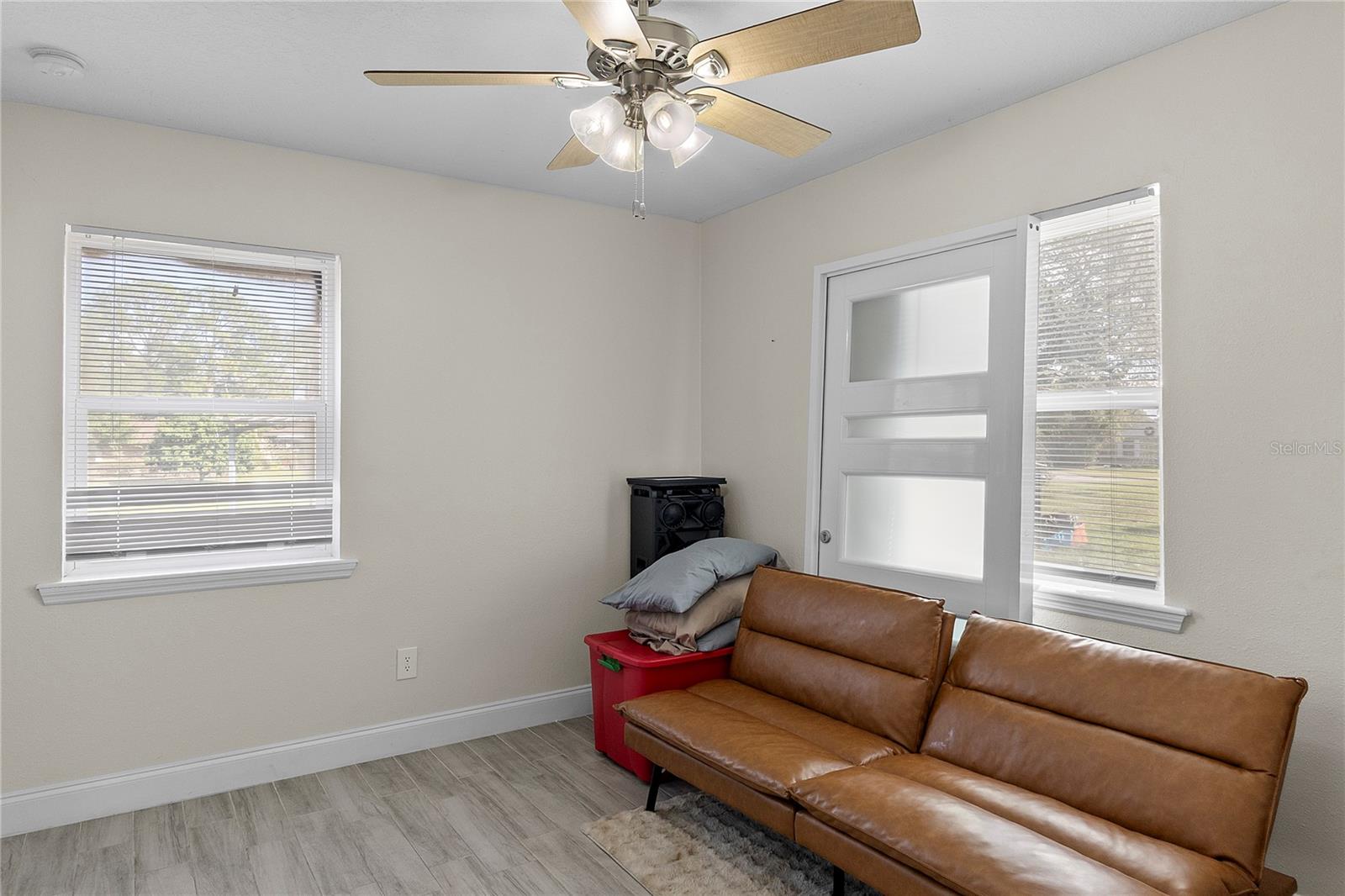 DELTONA LAKES UNIT 10 IN 25 & 36 18 30 - Residential Lease