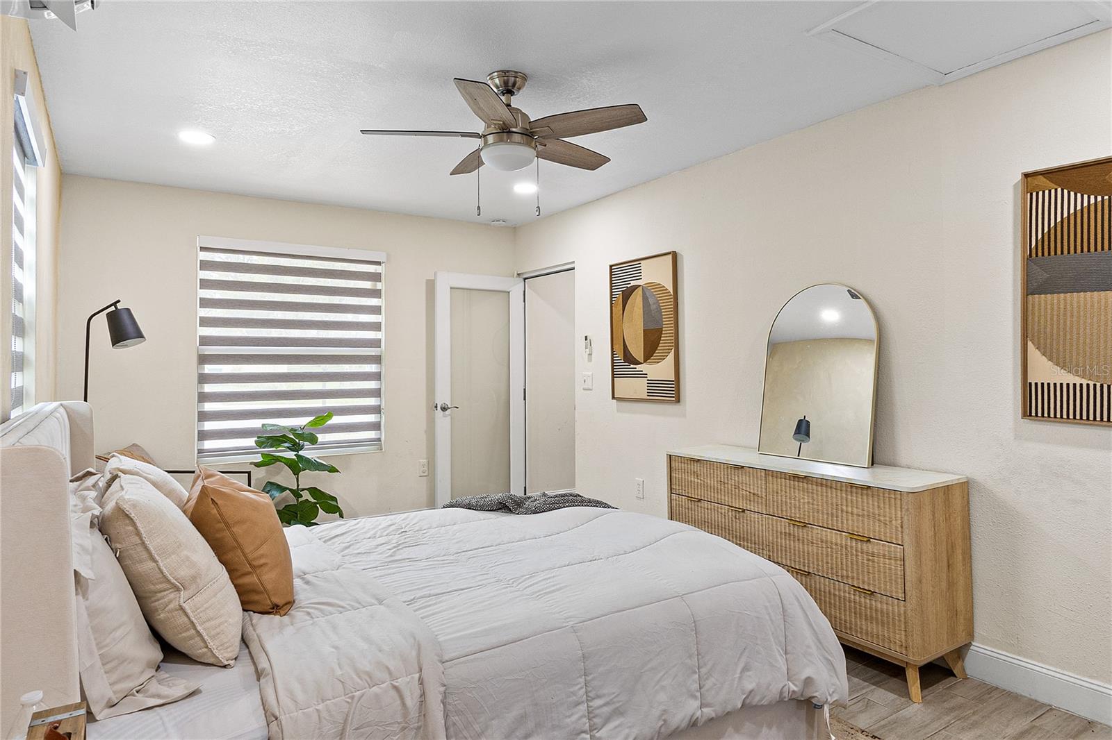 DELTONA LAKES UNIT 10 IN 25 & 36 18 30 - Residential Lease