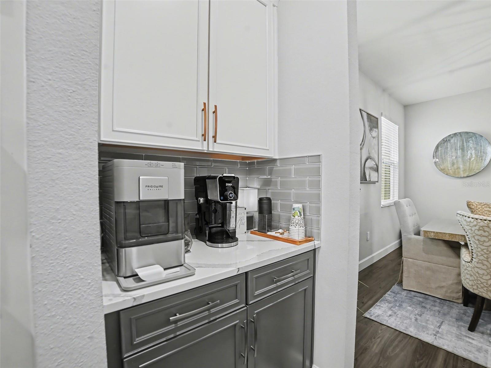 MIRABAY PRCL 8 - Residential