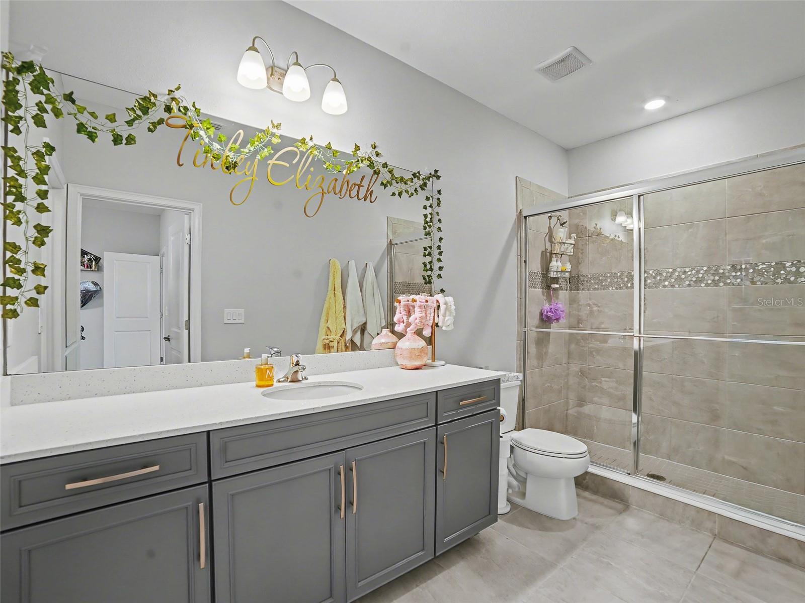 MIRABAY PRCL 8 - Residential