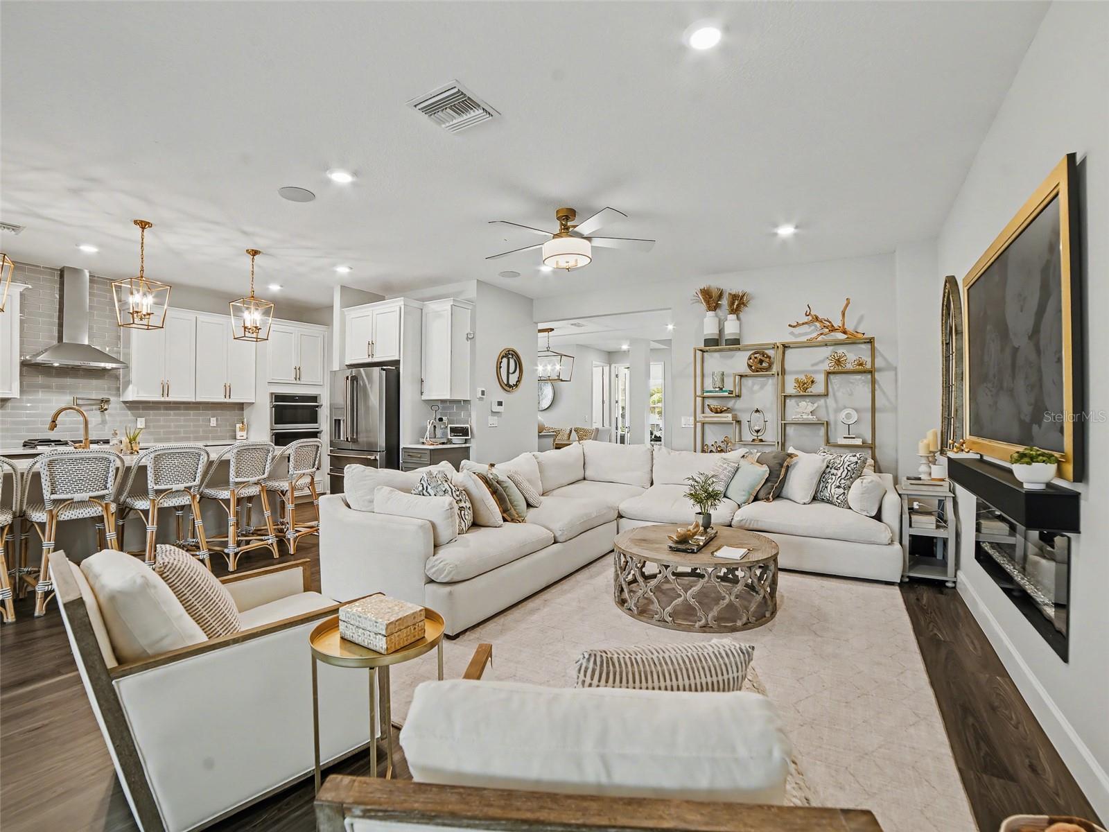 MIRABAY PRCL 8 - Residential