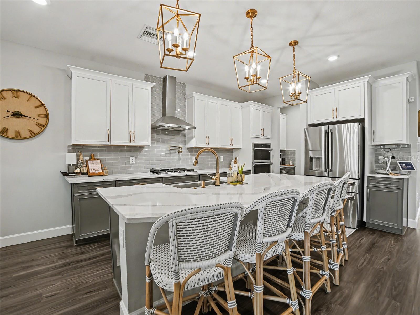 MIRABAY PRCL 8 - Residential