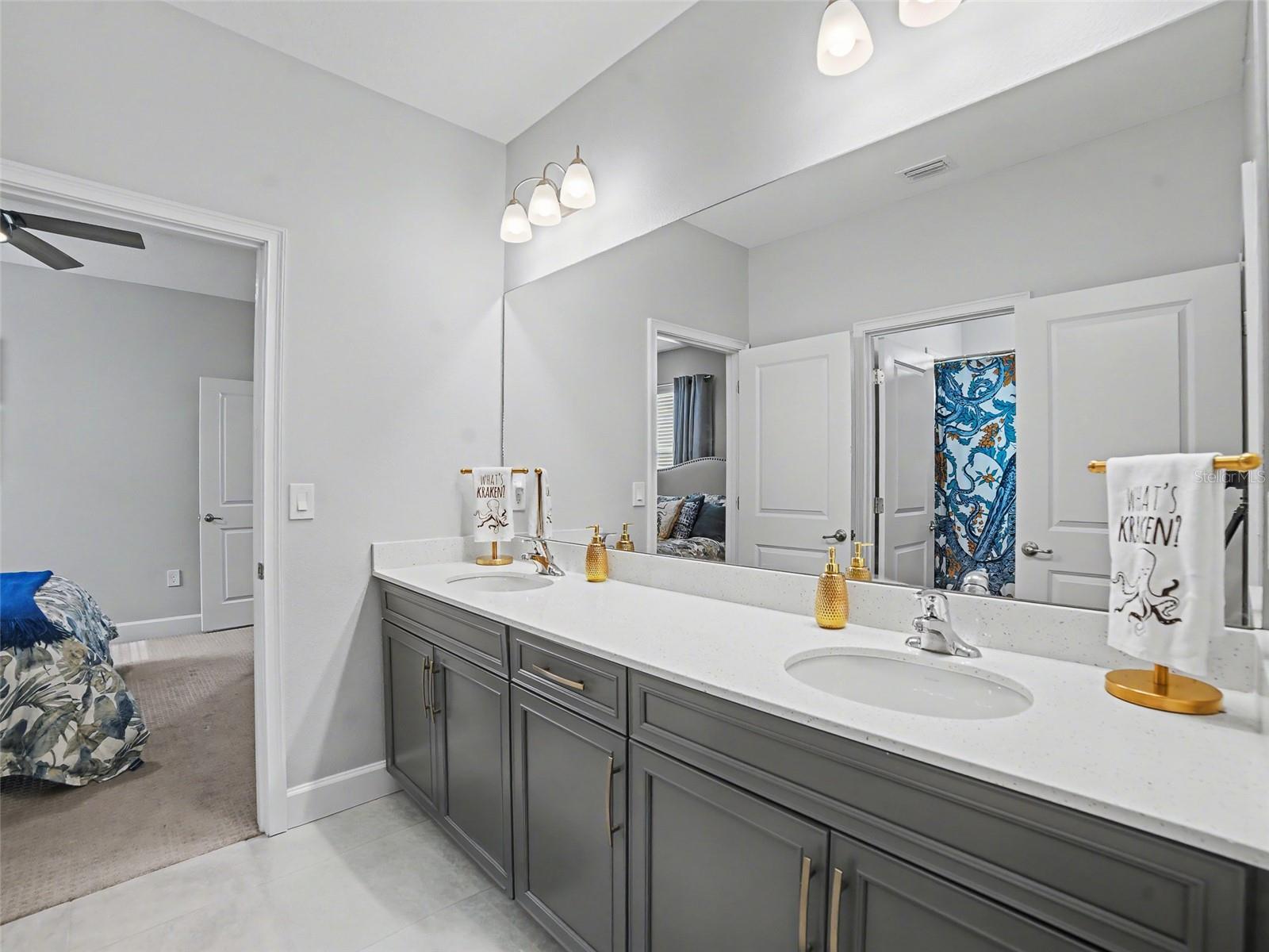 MIRABAY PRCL 8 - Residential