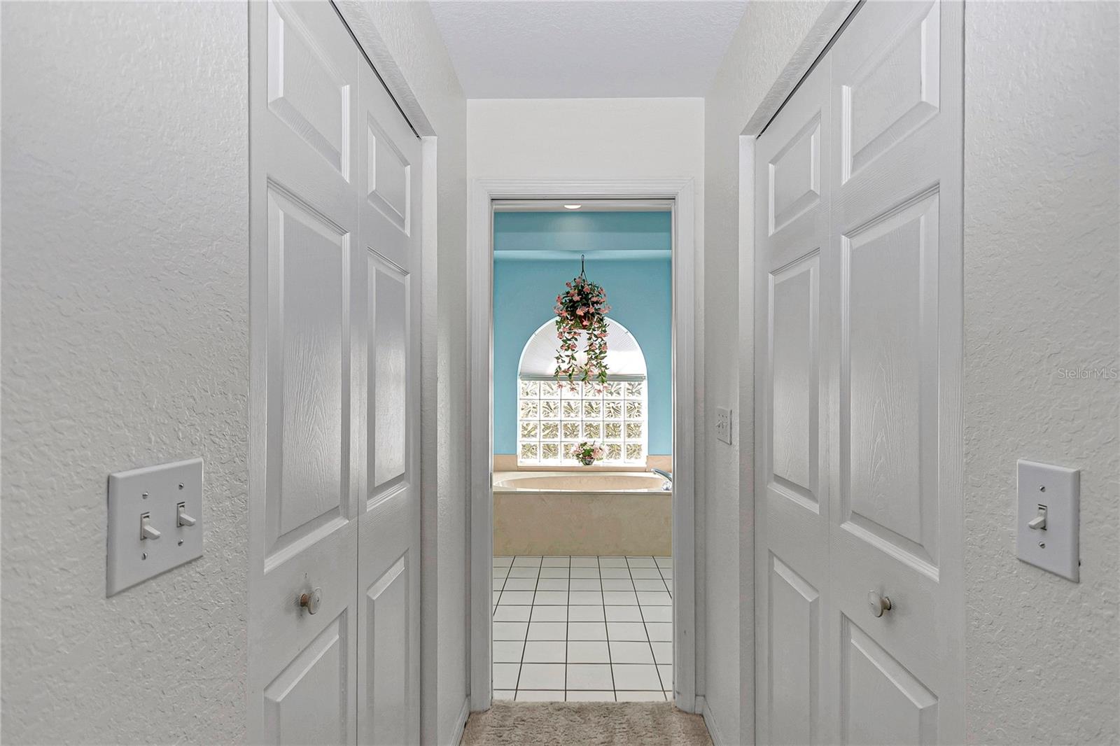 OAK RUN PARK VIEW - Residential