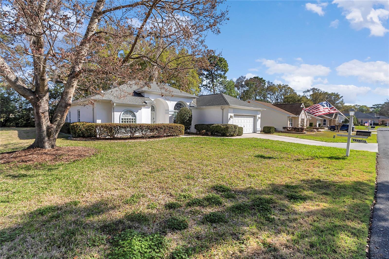OAK RUN PARK VIEW - Residential