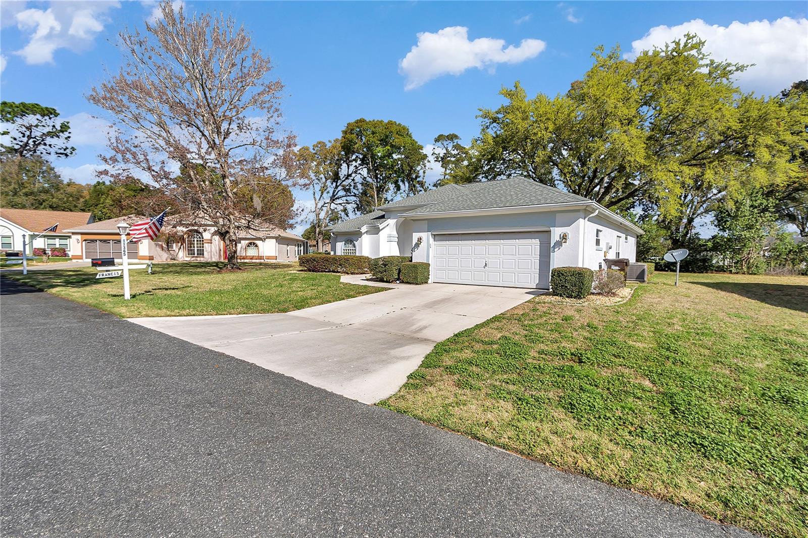 OAK RUN PARK VIEW - Residential