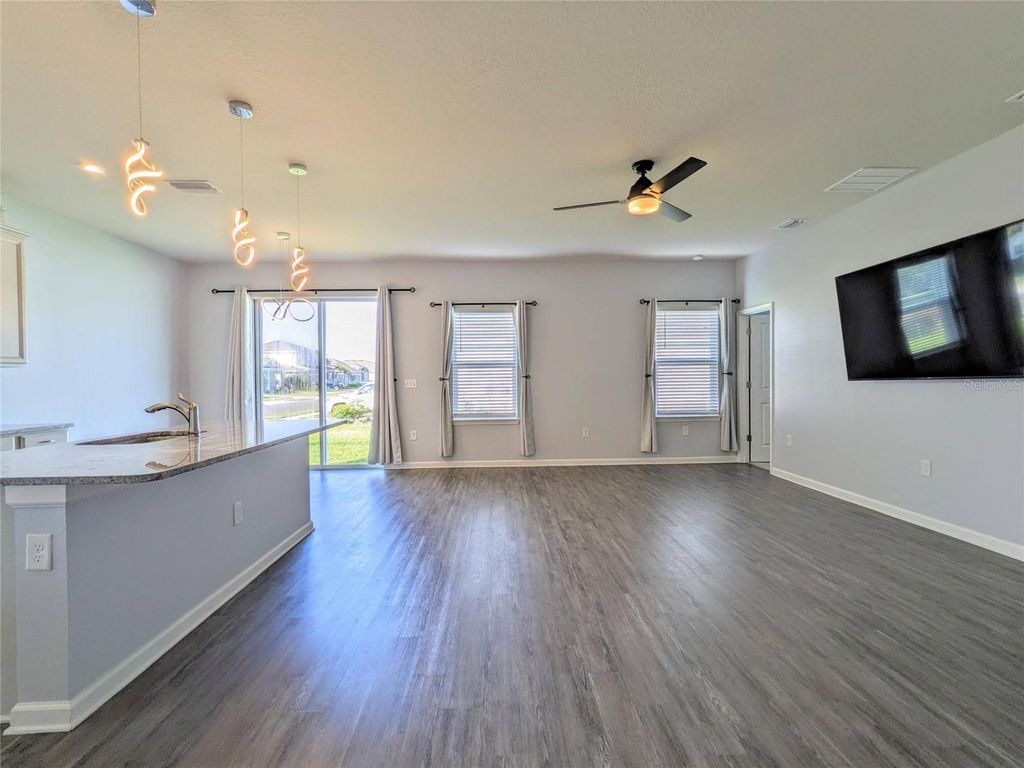 Photo of 6205 114th Avenue E, Parrish, FL 34219 (MLS # A4675411)