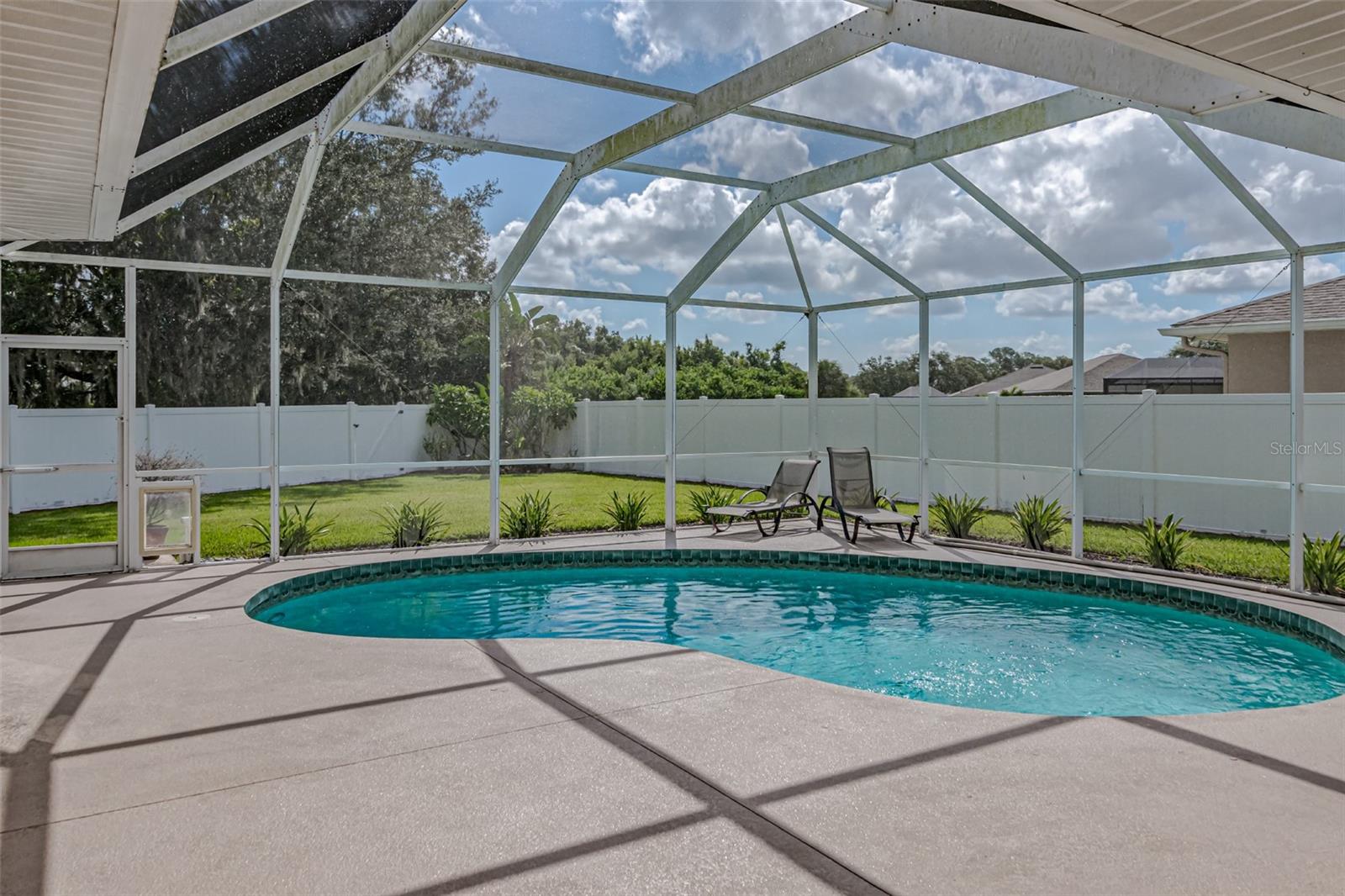 ANCIENT OAKS UNIT ONE - Residential