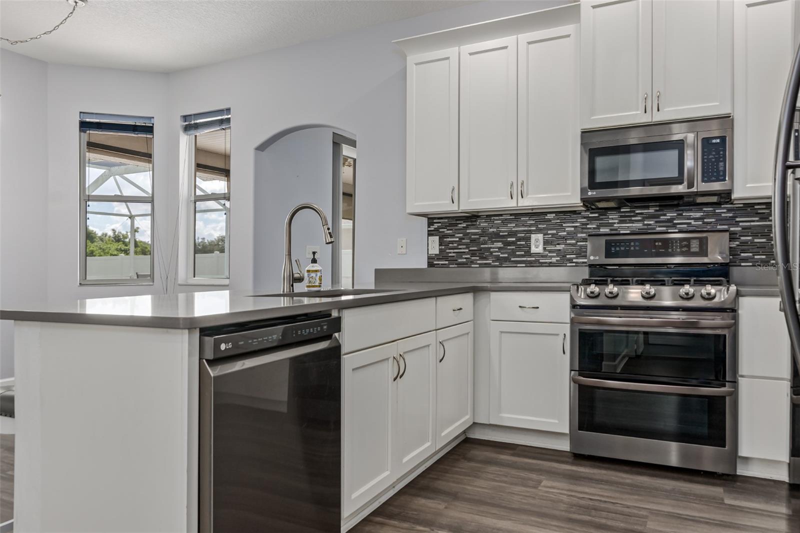 ANCIENT OAKS UNIT ONE - Residential